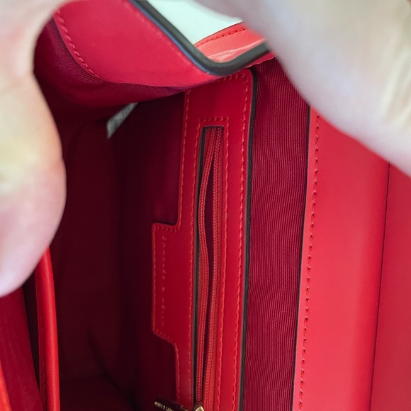 Ladies strap purse - Picture 5 of 5